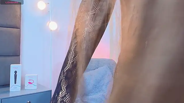 Slenna Moon online show from April 2, 12:19 am