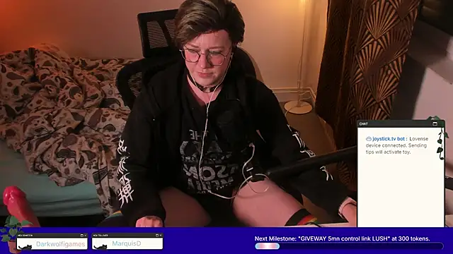 MossPrince online show from April 12, 8:12 pm