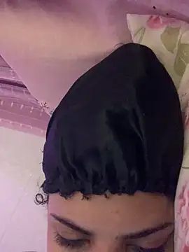 luluzinhax online show from February 7, 1:17 pm