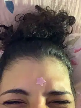 luluzinhax online show from February 15, 3:24 am