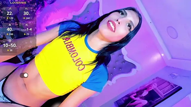 Honey Moontsts online show from May 31, 6:09 pm
