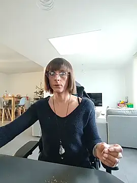 jenny5962 online show from December 16, 1:49 pm