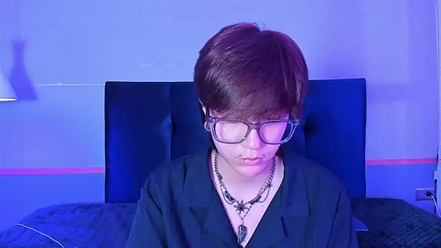 Tsuki Maru online show from February 18, 9:00 pm