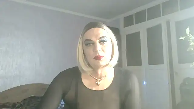 NiraFrost online show from April 2, 5:33 pm