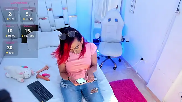 MissDiabla  online show from February 4, 1:27 pm