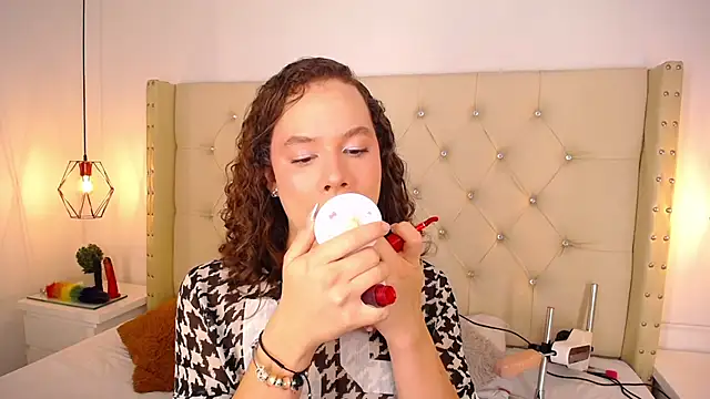 bycandy  online show from November 23, 1:35 pm