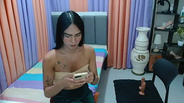 Sedictive Samantha online show from September 22, 8:25 pm