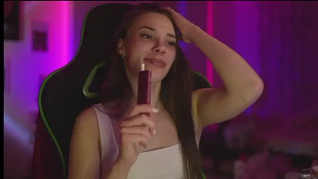 CandyStorm online show from March 3, 10:05 pm