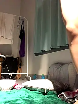 yewuzhibb online show from October 11, 4:20 pm