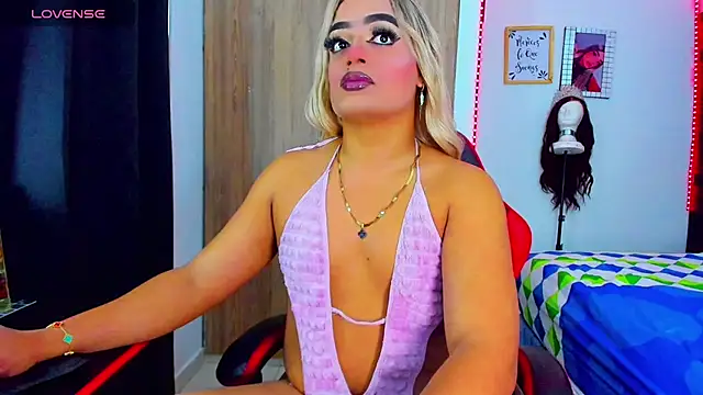 Sofiabigcock22 online show from July 26, 12:34 pm