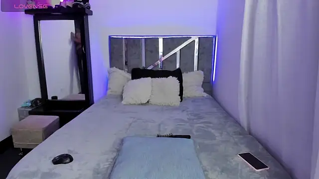 IvettePetit online show from March 5, 3:00 am