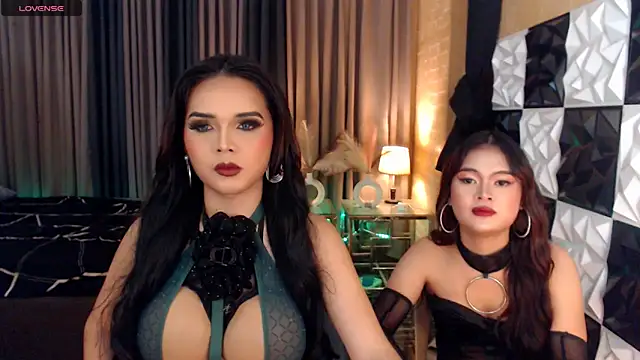 XJuicyCockTransX online show from November 26, 10:17 am