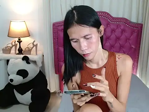 bellaUtops online show from December 15, 9:49 am