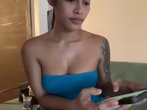 miapasitaa online show from April 16, 7:20 am