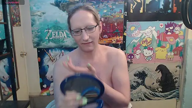 Savanah Banana  online show from February 27, 10:43 am