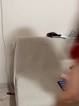 danceoflips online show from April 2, 5:00 pm