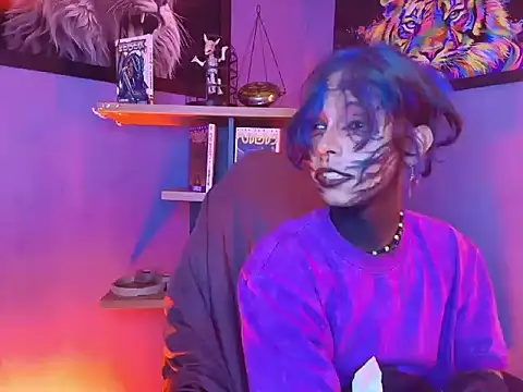 luxiel  online show from February 10, 11:45 pm