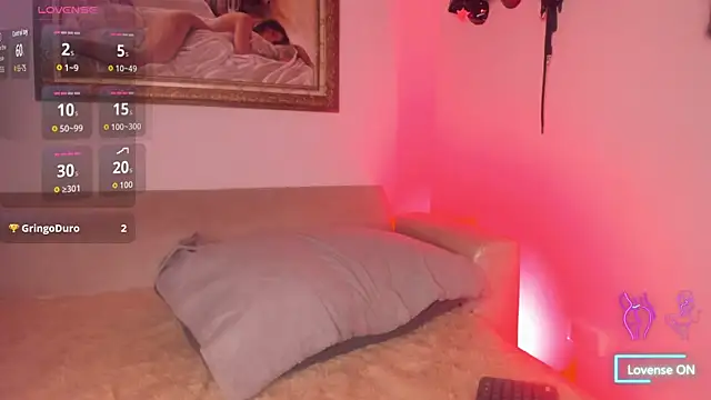 VeronicaSmith OS online show from April 7, 8:32 pm