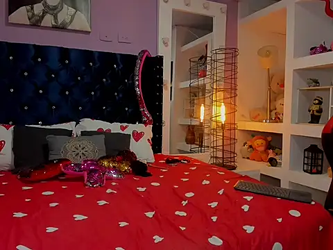 Zaira sofiaa online show from December 3, 3:22 am