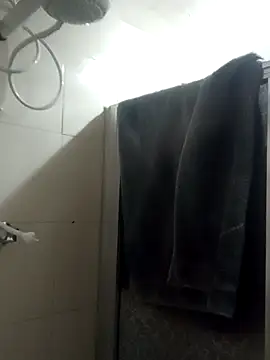 Temp7 online show from April 25, 8:50 pm