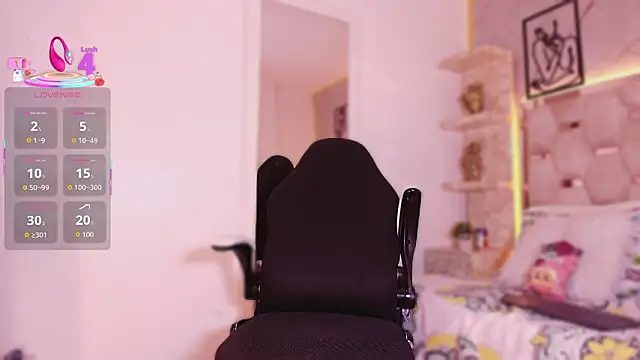 Isa Villaa online show from March 13, 4:18 am