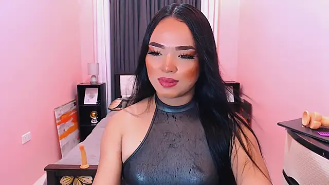 Fantacyloverr online show from March 3, 11:28 am