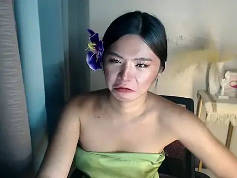 voganmarie online show from May 24, 3:36 am