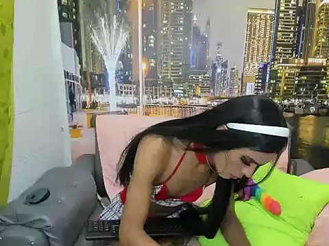 estefani robles online show from December 20, 11:43 pm