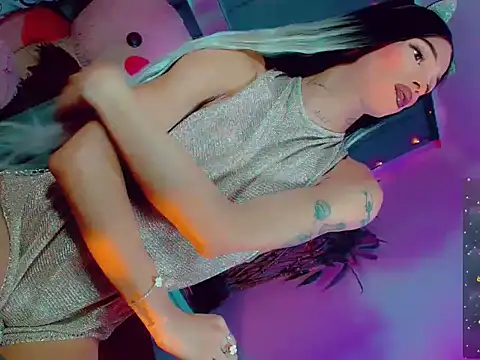 agathaferrer3 online show from March 11, 6:06 am