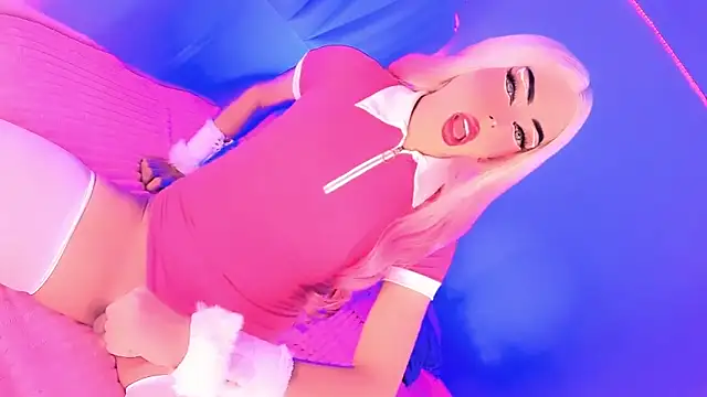 Blonde fuck online show from March 24, 11:04 am