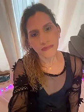 milablossom01 online show from April 5, 9:35 pm