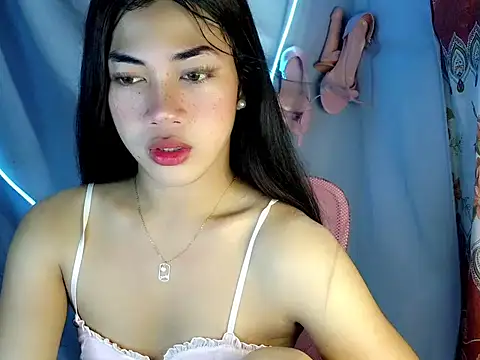 Margalona  online show from March 24, 7:35 am