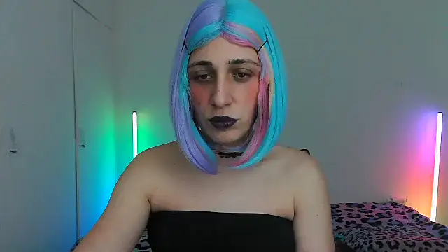 HoneyValentine online show from February 21, 7:50 pm