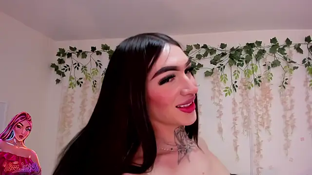 lizz lunna online show from March 12, 9:42 pm