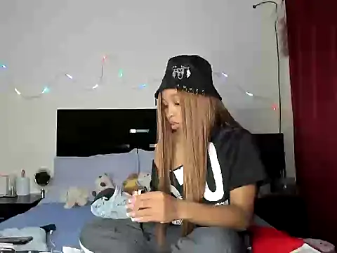 YourDreamReal online show from February 9, 11:33 pm