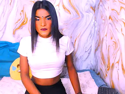 spicybarbie online show from April 19, 5:25 pm