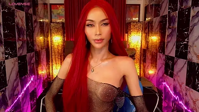 SeductiveSamanthaTS online show from February 24, 6:01 pm