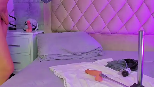 CleoFoxx  online show from February 9, 3:41 pm