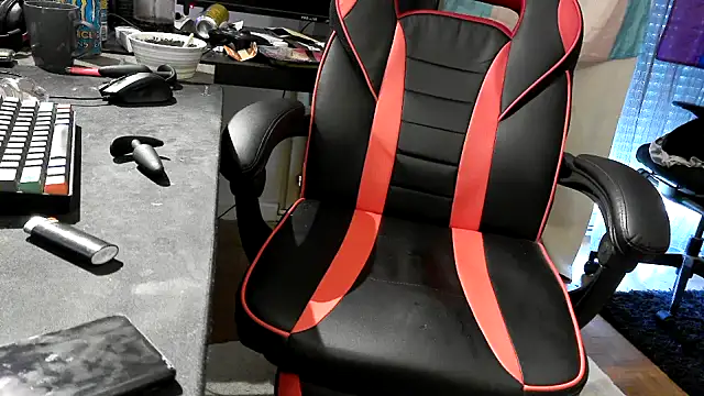 LovelyMeli online show from March 29, 8:59 am