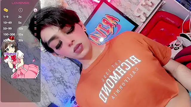 Maddye Fox online show from March 27, 7:04 pm