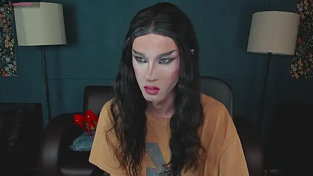 MadisonEsprit online show from March 25, 10:09 am