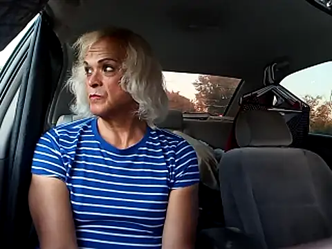 dustbunny64 online show from May 20, 2:29 am