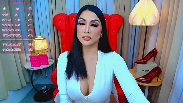 Laureen Hilton online show from July 28, 2:13 pm