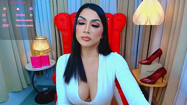 Laureen Hilton online show from July 28, 5:02 pm
