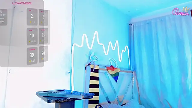 xyaraluv  online show from March 12, 12:43 pm