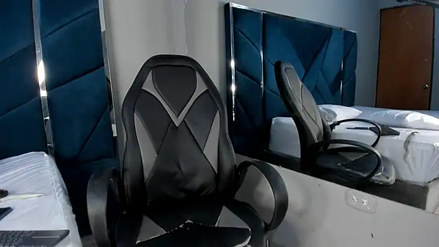 Keitty Rose online show from April 7, 6:53 pm