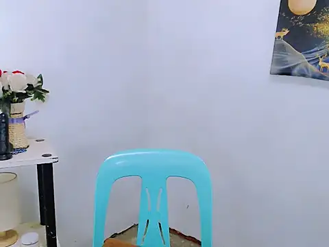 Queeny Cassandra online show from April 11, 6:52 am