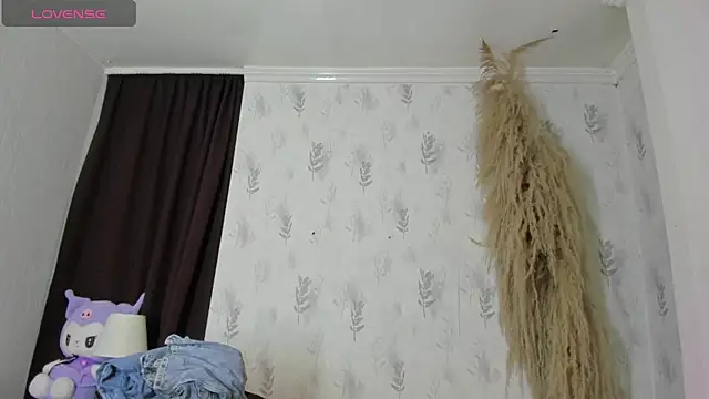 Babyfox gh online show from April 8, 7:59 pm