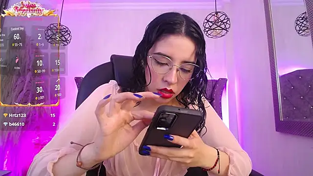 Amara Davis1 online show from April 7, 4:57 am