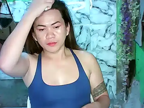 ur lovelychen online show from April 13, 9:35 am